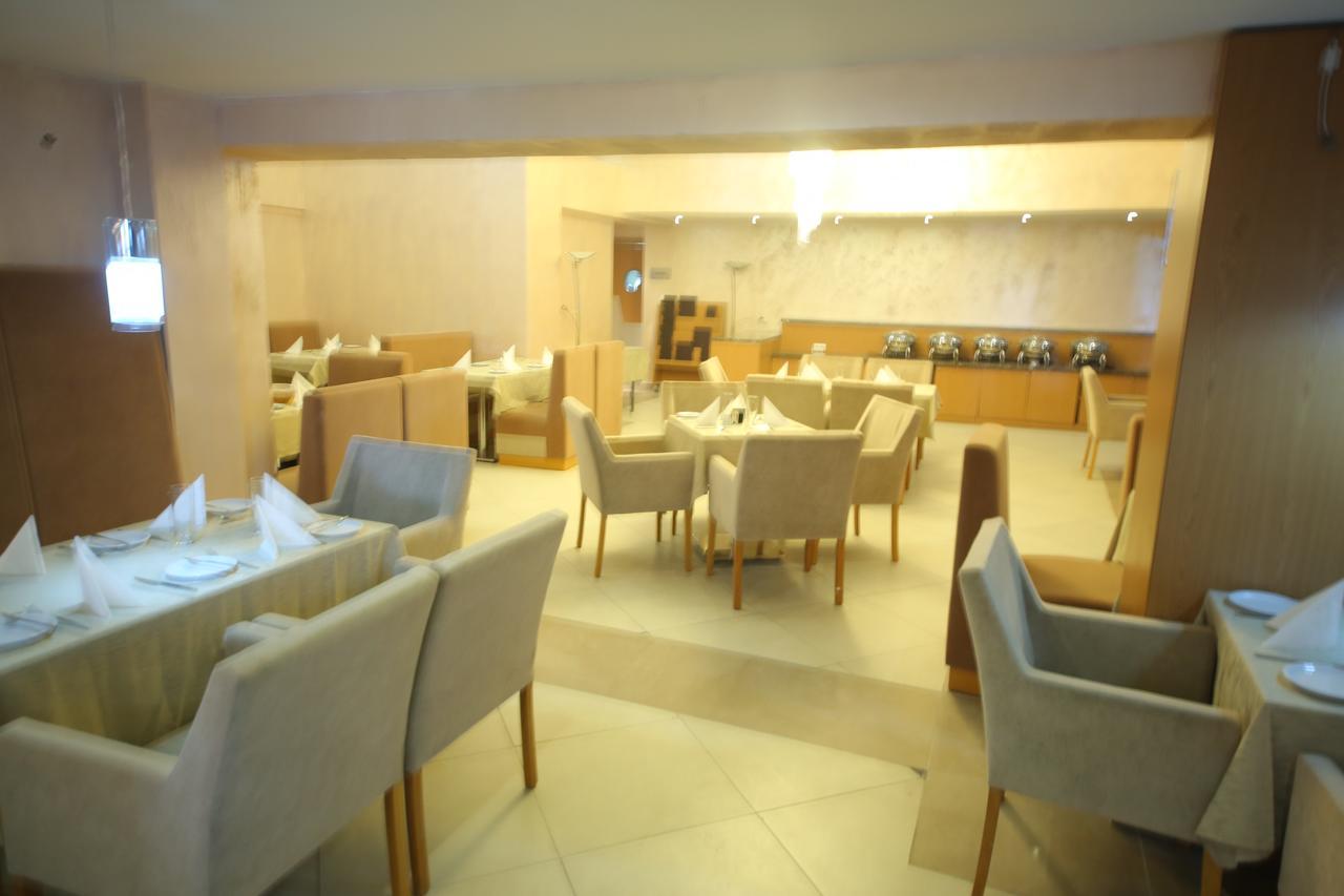 Momona Hotel Addis Ababa Eksteriør billede